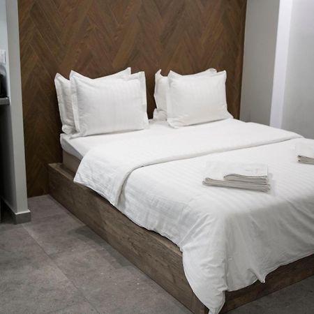 Rooster Suites Atény Exteriér fotografie